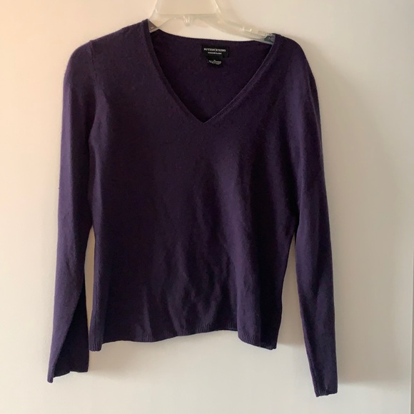 Sutton Studio 100% Cashmere V Neck Sweater M - Picture 2 of 8